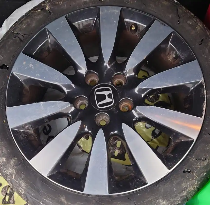 Oryginalna alufelga HONDA 17" 5X114,3 7J x 17 ET50 Tani