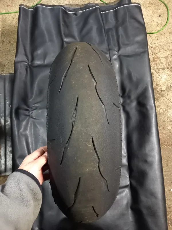 opona Bridgestone RS11 DOT3423 200/55 R17 Kup online