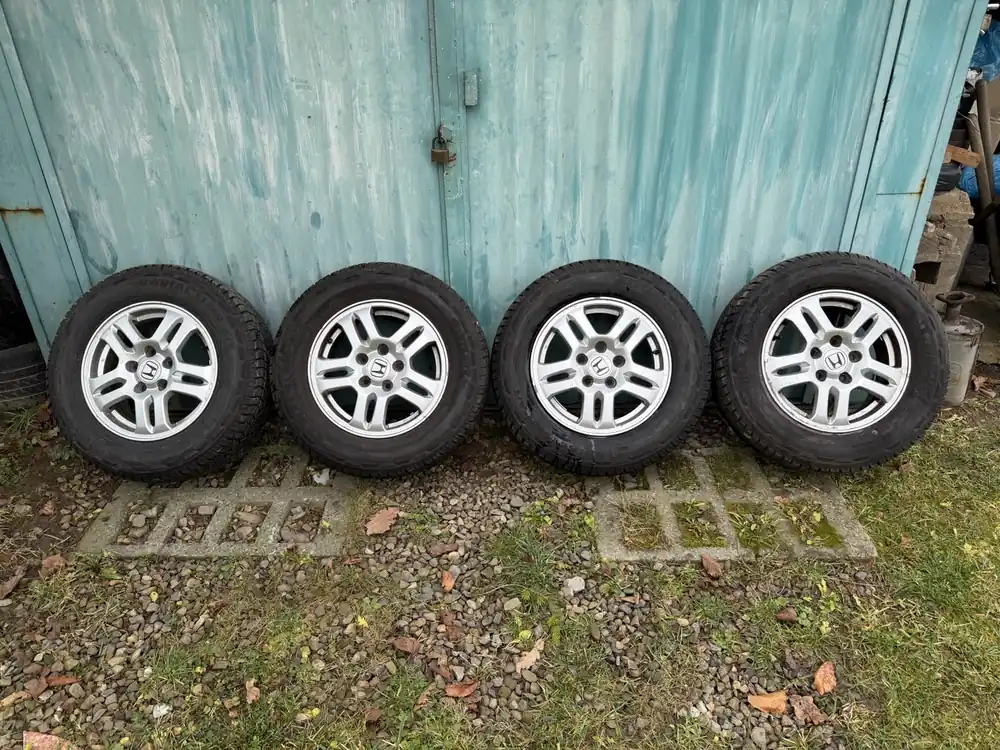Koła 5x114,3 R15 Honda 6J ET50 64,1 stan DB 205/70 Westlake 2024 r. 5,5/6,5 Hit cenowy