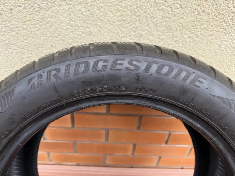OPONY ZIMOWE 4szt. BRIDGESTONE BLIZZAK LM001 225/50R 18 95 H Tylko dziś