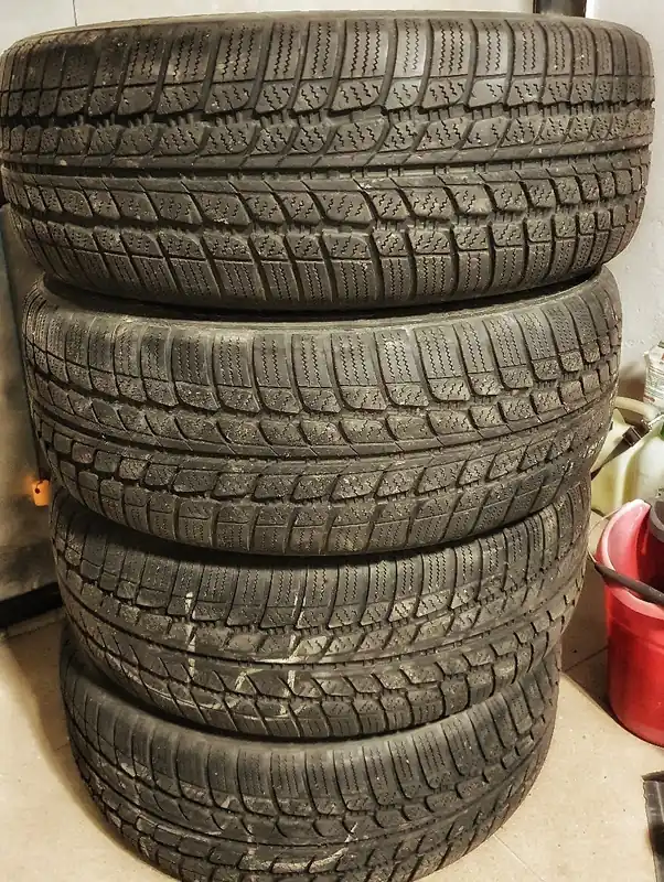 Do wyczerpania zapasów Opony zimowe 255/60 R17 99V hercules winter