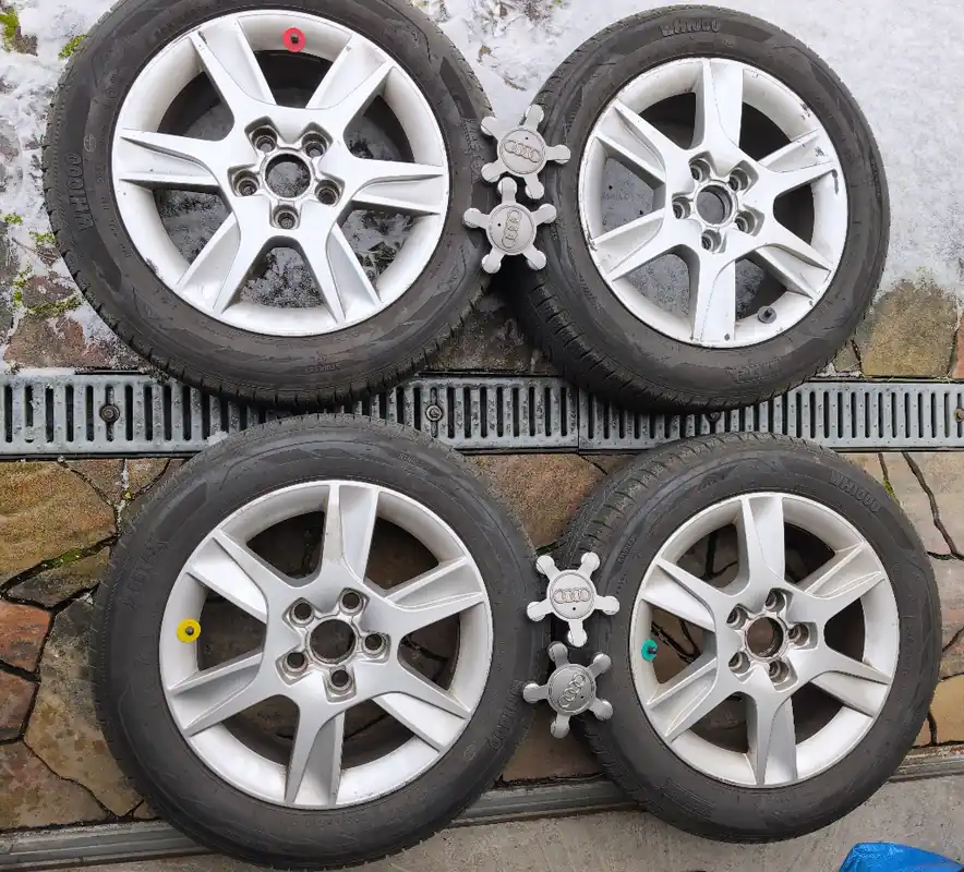 Opony zimowe 205/55R16 + felgo OEM AUDI 6,5Jx16H2 ET50 Szybka dostawa