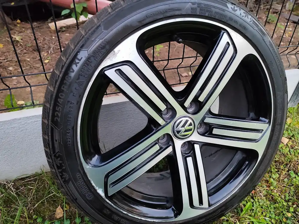Felgi golf 7R plus opony Barum Polaris 5 225/40 R18 jak nowe Kup online