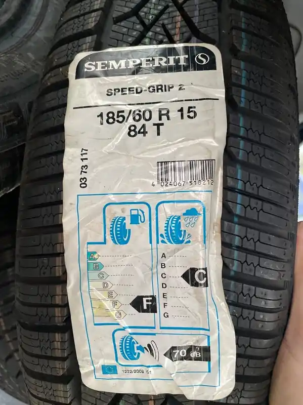 Darmowy zwrot Opony zimowe semperit speed-grip 2 185 60 15 komplet