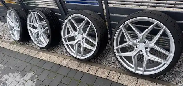 Alufelgi Concaver CVR2 22" + Pirelli PZero PZ4 5x108 Hit cenowy