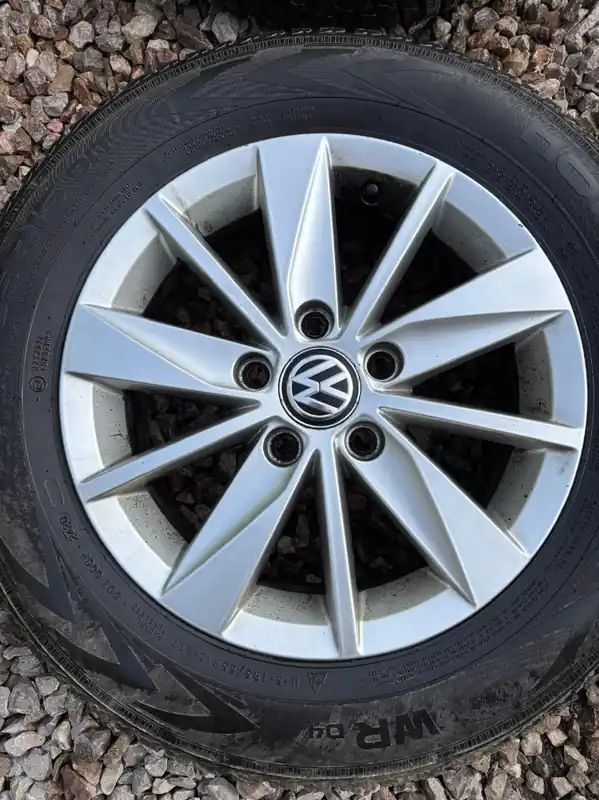 Koła aluminiowe Vw Golf, Touran, Passat 15" 6Jx15 Et43 5x112 opony zimowe Tylko dziś