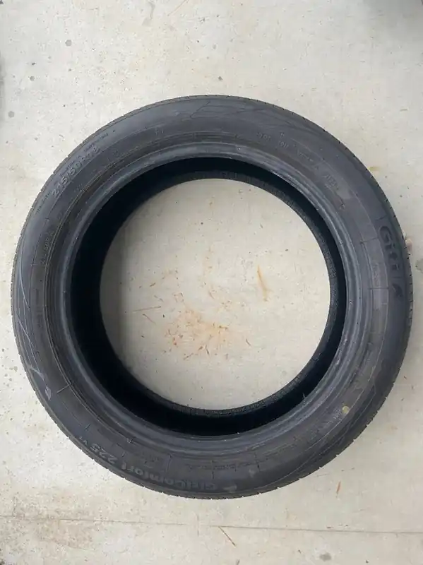 Oferta limitowana Opony letnie Giti 215/50R18 z roku 2025
